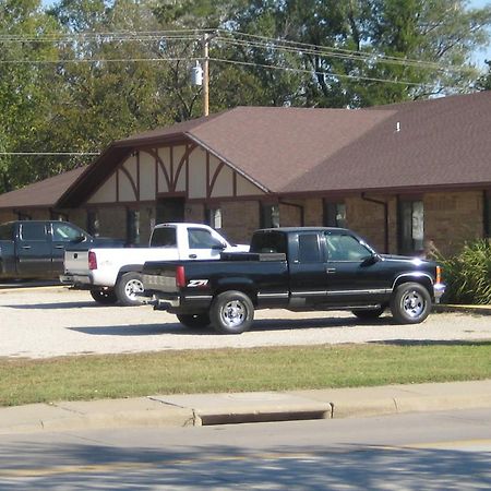 Coronado Motel & Rv Park Lindsborg Экстерьер фото
