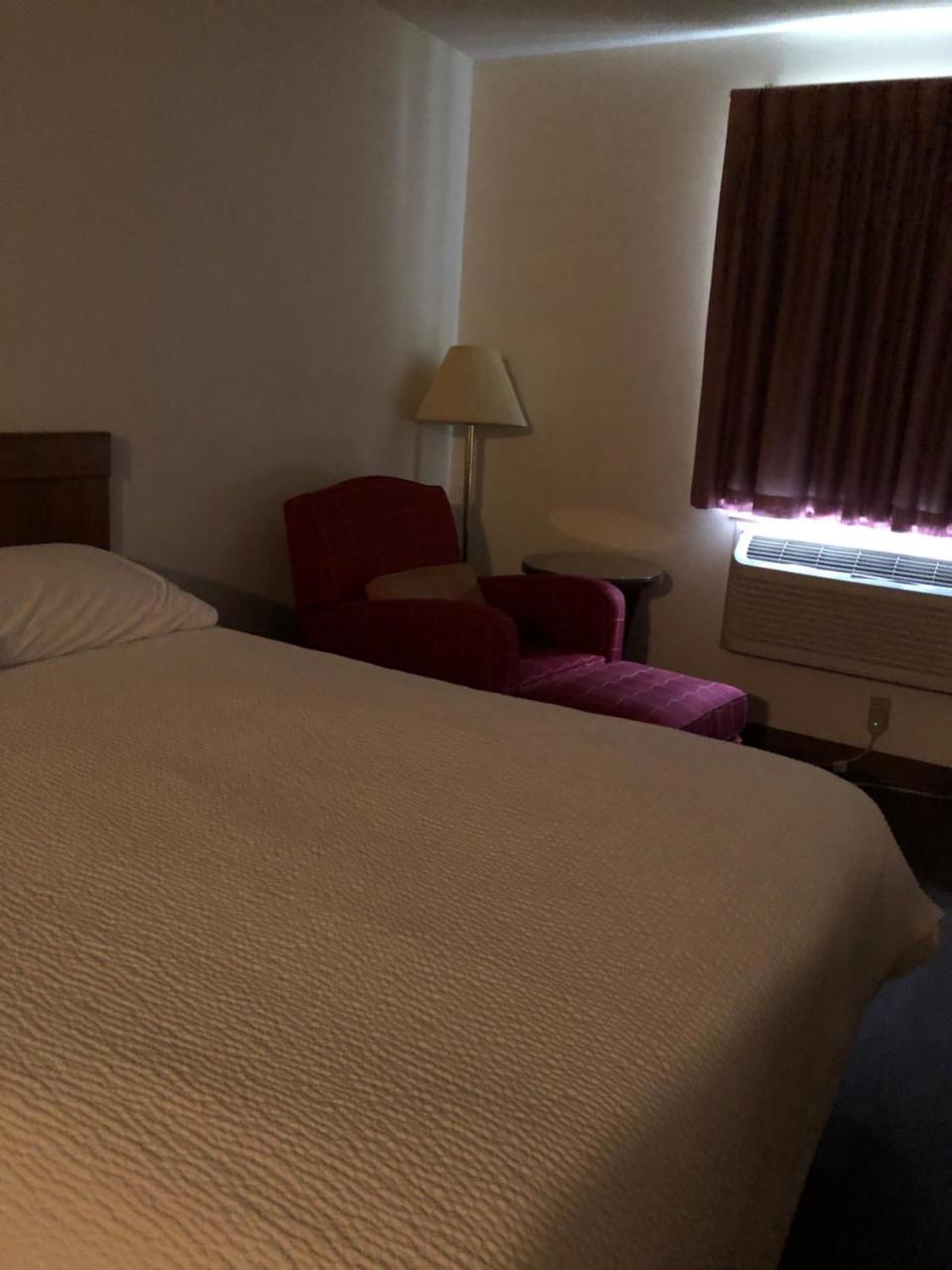 Coronado Motel & Rv Park Lindsborg Экстерьер фото