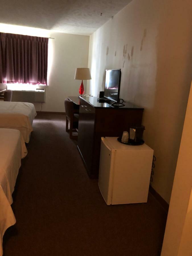 Coronado Motel & Rv Park Lindsborg Экстерьер фото